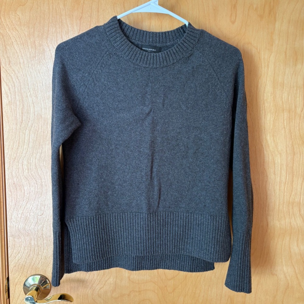 Banana Republic Sweater Womens XS Gray Cotton Wool Blend Crew Neck High Low Hem